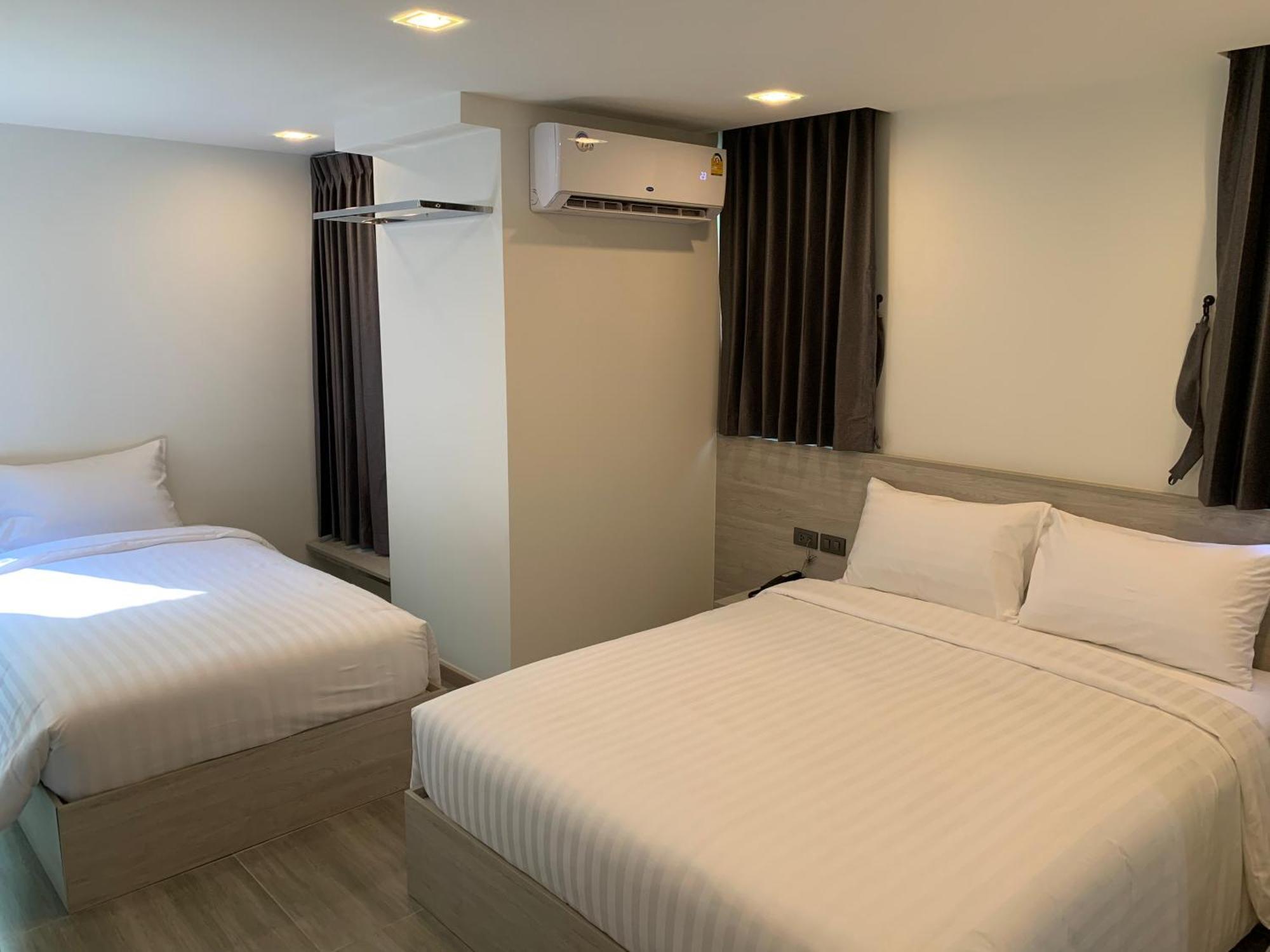 Thana Wisut Hotel Bangkok Exterior photo